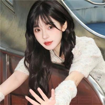 滚女揾老衬
